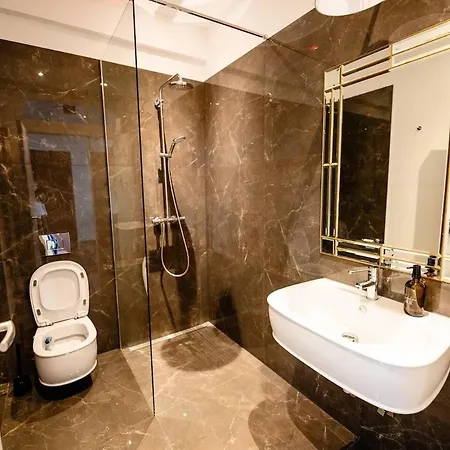 Stralau360 - Exclusive Penthouse With Sauna & Panoramic Rooftop דירה *