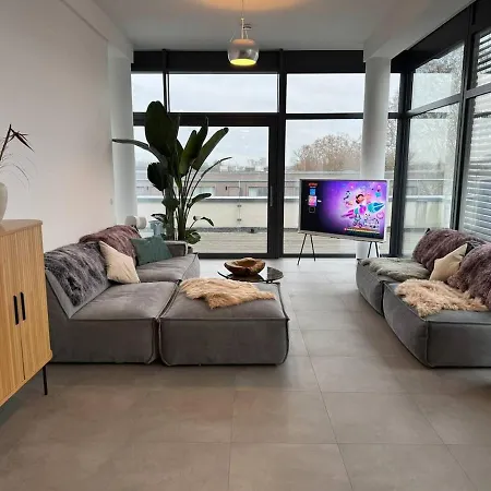 Stralau360 - Exclusive Penthouse With Sauna & Panoramic Rooftop