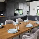 아파트 Stralau360 - Exclusive Penthouse With Sauna & Panoramic Rooftop 베를린