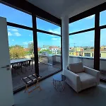 아파트 Stralau360 - Exclusive Penthouse With Sauna & Panoramic Rooftop 베를린