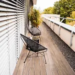 דירה Stralau360 - Exclusive Penthouse With Sauna & Panoramic Rooftop