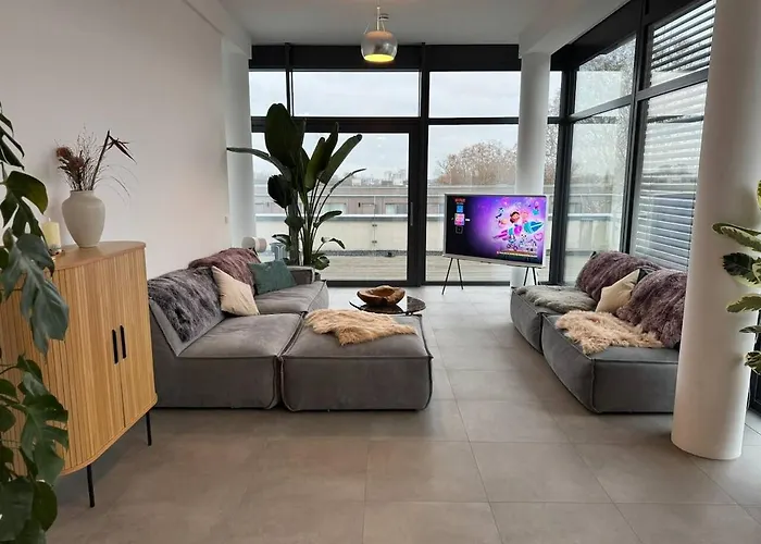 Stralau360 - Exclusive Penthouse With Sauna & Panoramic Rooftop